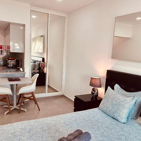 Central Lagos Apt With Marina Views Near Beaches 外观 照片